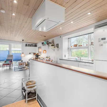 2 Bedroom Beautiful In V Hébergement de vacances Esbjerg