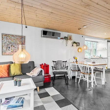 2 Bedroom Beautiful In V * Esbjerg